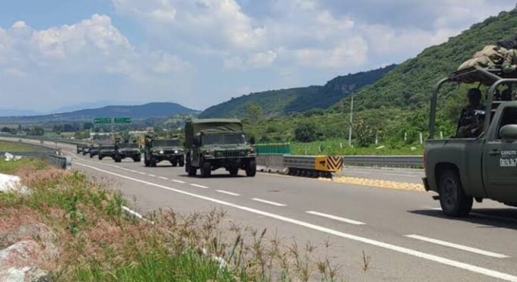 Llegan 900 militares más a Michoacán para reforzar seguridad