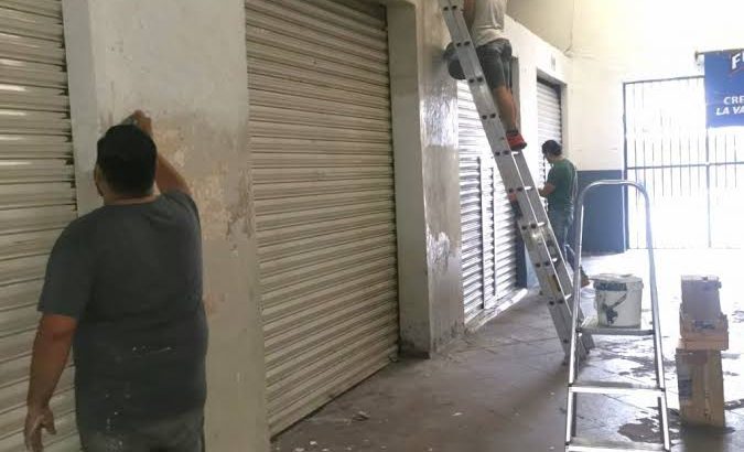 Brindan mantenimiento a los mercados de Zamora