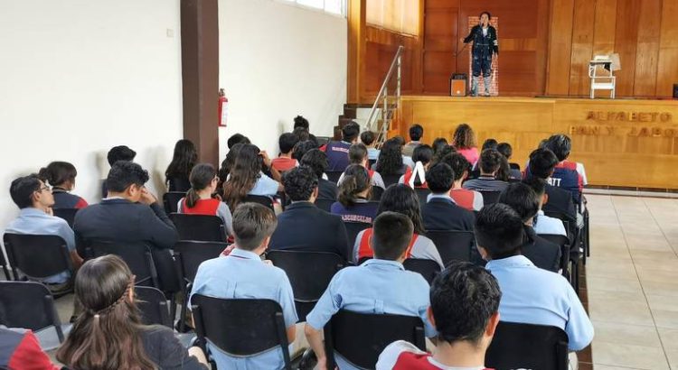 Acercan la cultura a jóvenes estudiantes de Zamora