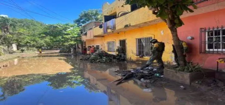 Lidia deja 650 damnificados y 250 viviendas inundadas en Michoacán