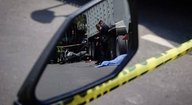 Asesinan a balazos a motociclista en Zamora
