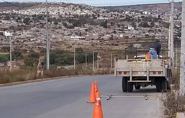 Colocan señalética vial en importante cruce de Zamora