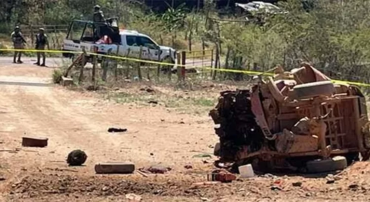 Explosión de mina terrestre deja 3 jornaleros muertos en Michoacán