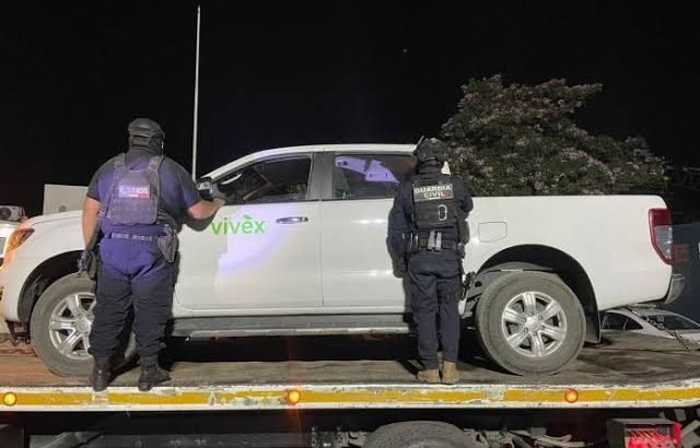 Detienen a un hombre y aseguran tres vehículos robados en Zamora