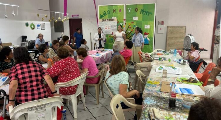 Realizan pláticas con adultos mayores de temas de nutrición en Zamora