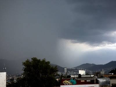 Ya se realiza el bombardeo de nubes en el norte del estado