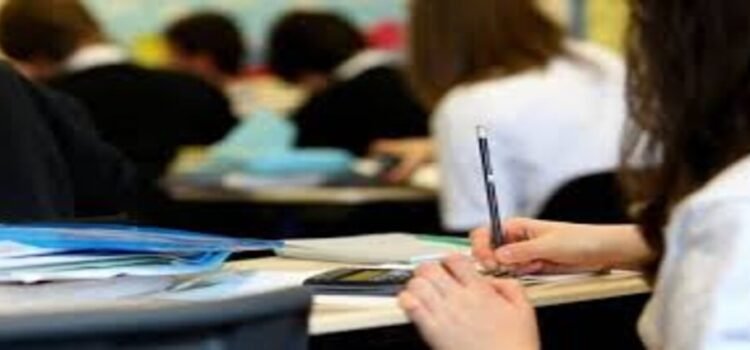 Buscan aumentar escolaridad en Michoacán a bachillerato Buscan aumentar escolaridad en Michoacán a bachillerato