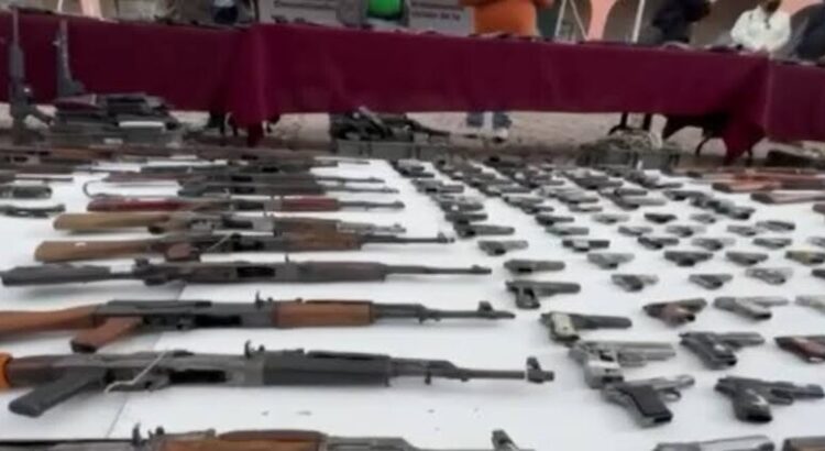 Destruyen 402 armas decomisadas en Michoacán