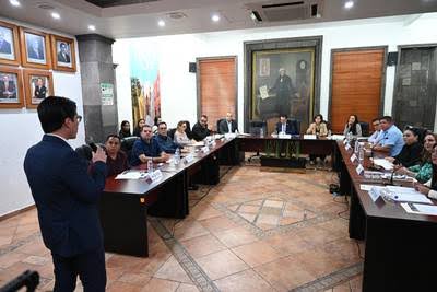 Designan a secretarios del ayuntamiento en Zamora y Jacona