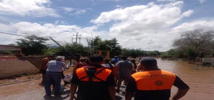 Solicitará Michoacán declaratoria de desastre para atender daños por ‘John’ Solicitará Michoacán declaratoria de desastre para atender daños por ‘John’