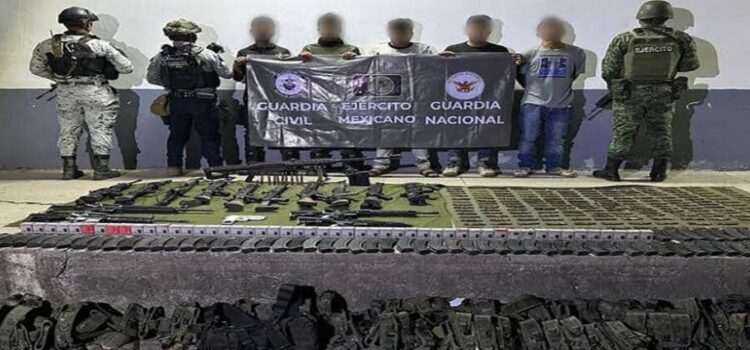 Aseguran arsenal en Buenavista, Michoacán, tras enfrentamiento