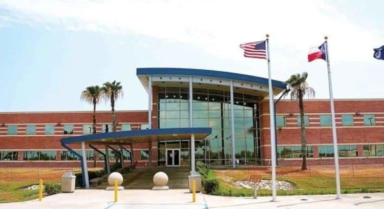 Deportaciones costarán a Trump 241 mdd diarios Deportaciones costarán a Trump 241 mdd diarios