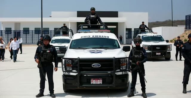 Gobierno de Michoacán entregó los cuarteles Valladolid y Zamora a la Guardia Civil
