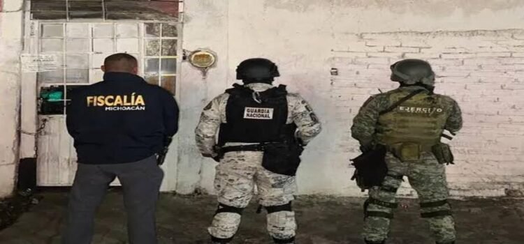 Detienen a siete presuntos criminales con 39 bolsas de metanfetaminas en Michoacán
