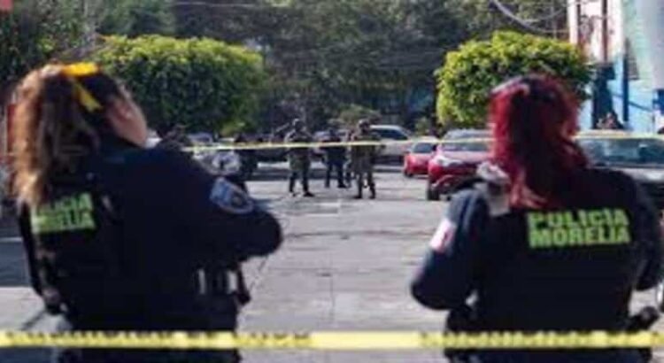 Abaten a hombre acusado de atropellar a policías afuera de secundaria de Morelia Abaten a hombre acusado de atropellar a policías afuera de secundaria de Morelia