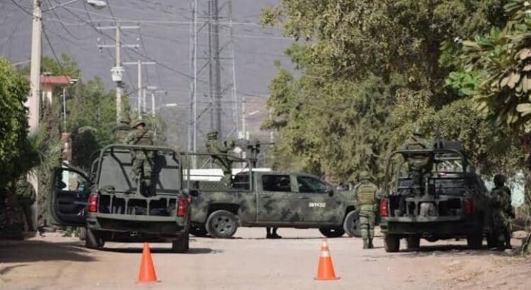 El cártel de “El Mencho” ataca con explosivos a pueblo de Michoacán