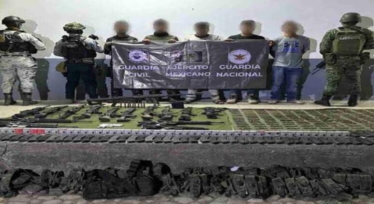 Operativo deja cinco detenidos con arsenal en Buenavista, Michoacán