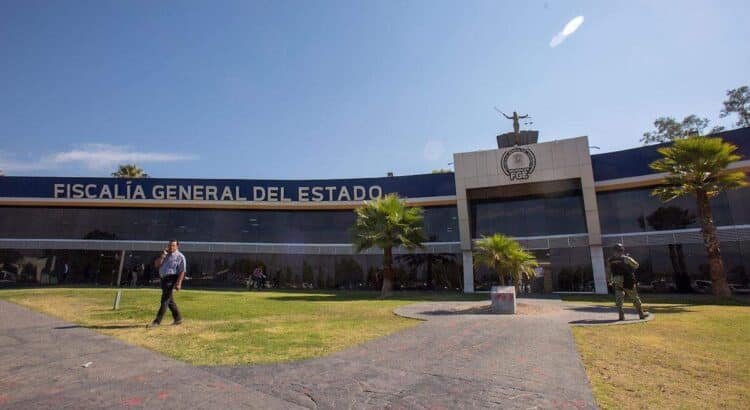 Investiga FGE presuntos sobornos en Zamora y separa a supuestos funcionarios implicados