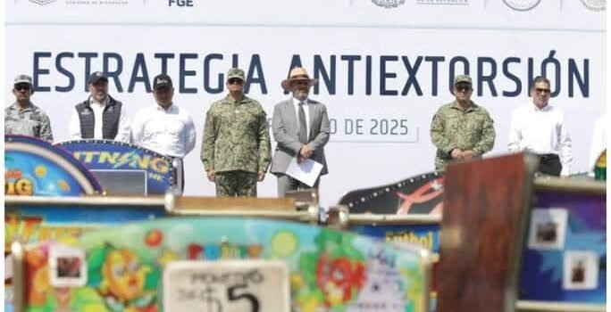 En Michoacán se tienen que erradicar las máquinas tragamonedas: Bedolla