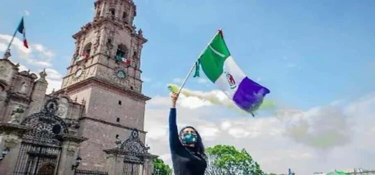 Michoacán aprueba la legalización del aborto