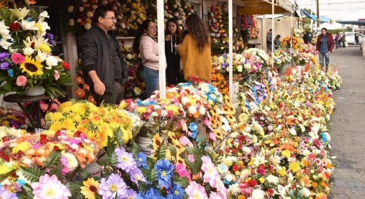 Suben precios de flores amarillas en Zamora; reportan ventas bajas