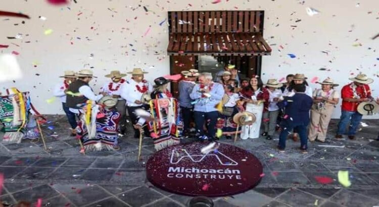 Alfredo Ramírez inaugura el mercado más grande de Michoacán, en Pátzcuaro