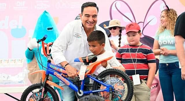 Carlos Soto celebra el Día del Niño fortaleciendo a Zamora como la Ciudad de los Niños y las Niñas Carlos Soto celebra el Día del Niño fortaleciendo a Zamora como la Ciudad de los Niños y las Niñas