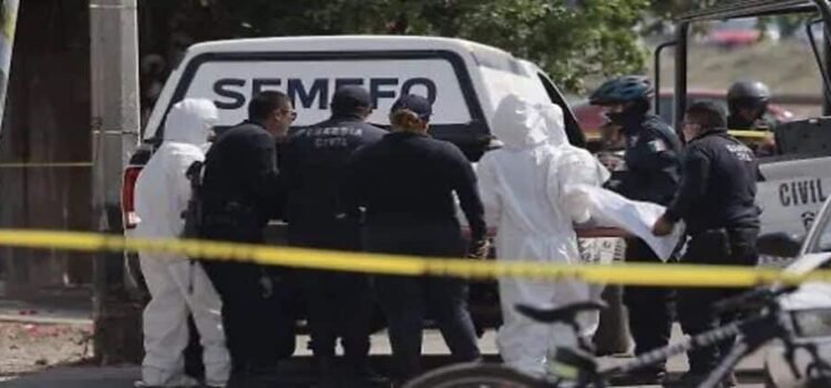 Riña en boda y bautizo deja un muerto y dos heridos en Turicato, Michoacán