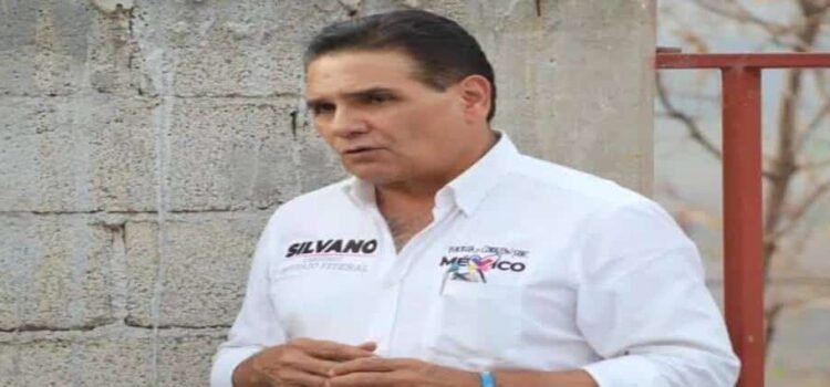 FGR busca revocar amparo de Silvano Aureoles por desvío de 3 mil mdp en Michoacán