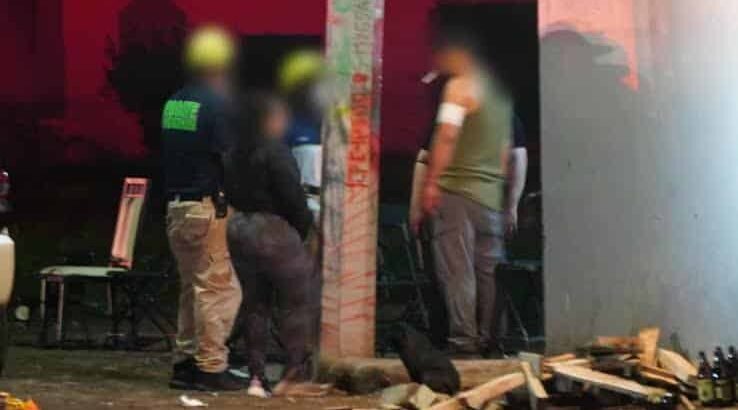 Violencia irrumpe en velorio de joven asesinado en Zamora