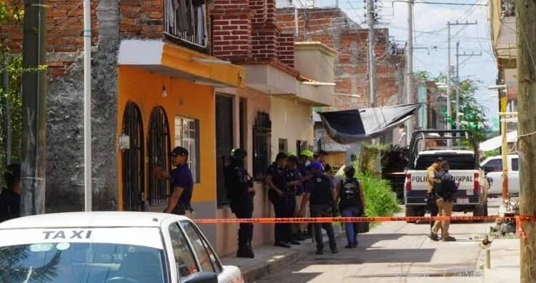 Delincuentes asesinan a un hombre no identificado en una casa abandonada, en Zamora