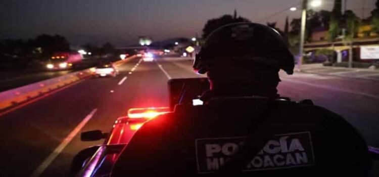 Buscan garantizar pensión para hijos de policías caídos en Michoacán