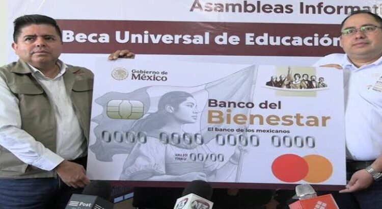 Inicia entrega de tarjetas Bienestar a estudiantes con trámites rezagados