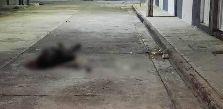 Hombre acribillado a tiros en la Generalísimo Morelos de Zamora