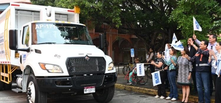 Zamora invierte 17 MDP para renovar vehículos