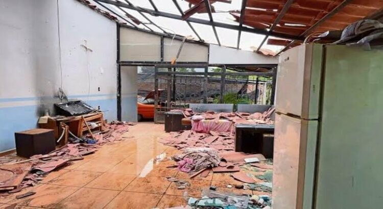 Narcoguerra deja devastación y éxodo en Michoacán