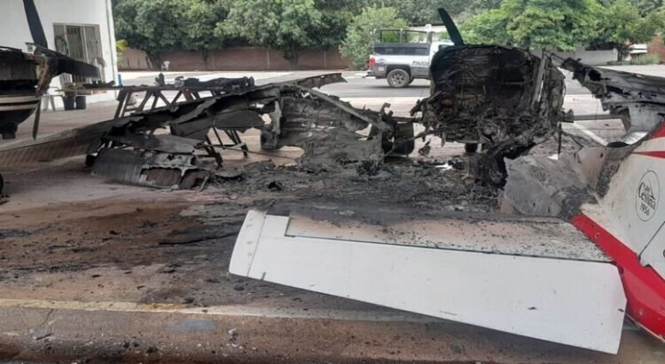 Destruyen avioneta y dañan dos más en ataque con drones en Michoacán