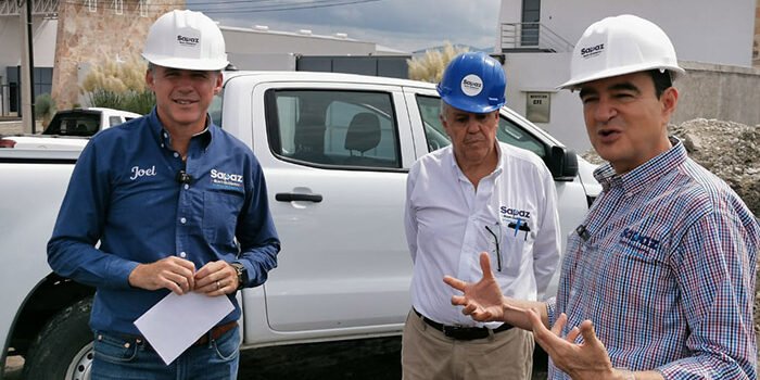 Supervisa Carlos Soto obras de colectores sanitarios en Zamora