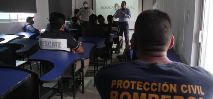 Capacita Gobierno de Zamora a cuerpos de Protección Civil y Bomberos