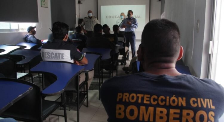 Capacita Gobierno de Zamora a cuerpos de Protección Civil y Bomberos Capacita Gobierno de Zamora a cuerpos de Protección Civil y Bomberos