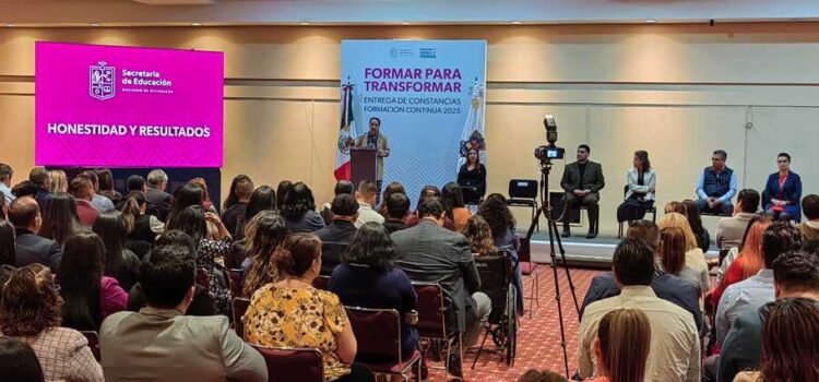 Concluyen docentes michoacanos cursos de actualización para mejorar labor
