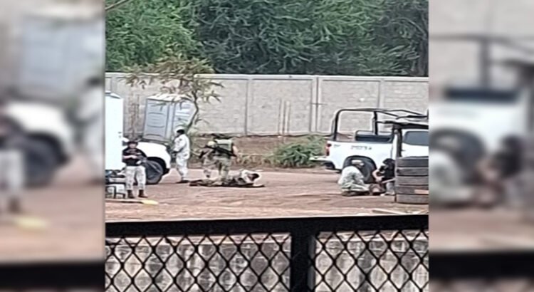 Agente de la GN asesina a dos compañeros y hiere a otros dos en Michoacán Agente de la GN asesina a dos compañeros y hiere a otros dos en Michoacán