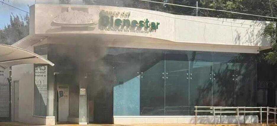 Vandalizadas 22 sucursales del Banco Bienestar por presuntos sicarios del ‘CJNG’ en Michoacán