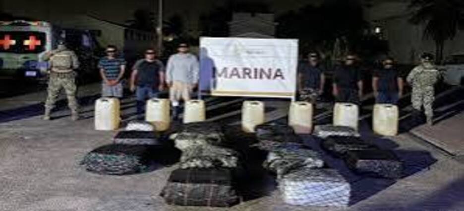 Marina decomisa 650 kilos de cocaína en costas de Michoacán
