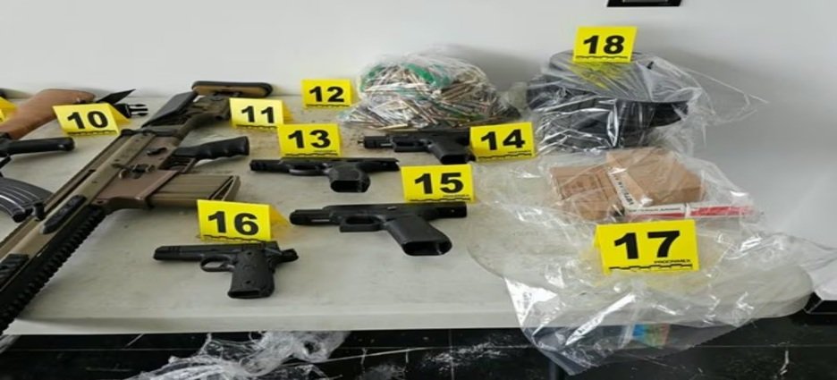 Aseguran armamento en Tanhuato, Michoacán; incautan droga, cartuchos y motocicletas