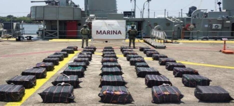 La Marina incauta 1.6 toneladas de cocaína frente a costas de Michoacán